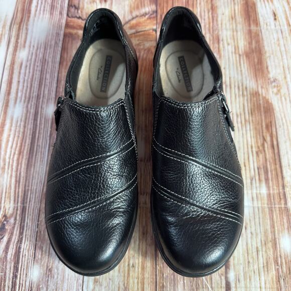 Clarks CHEYN CLAY Womens Size 6 Black Leather Side Zip Up Loafers Flats Shoes - Picture 3 of 10